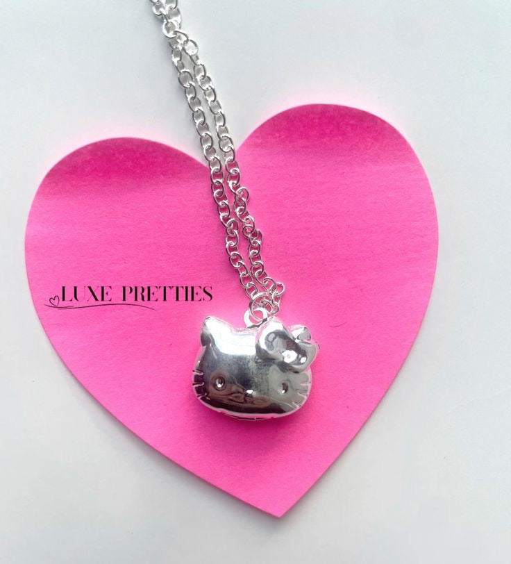 Hello kitty photo necklace