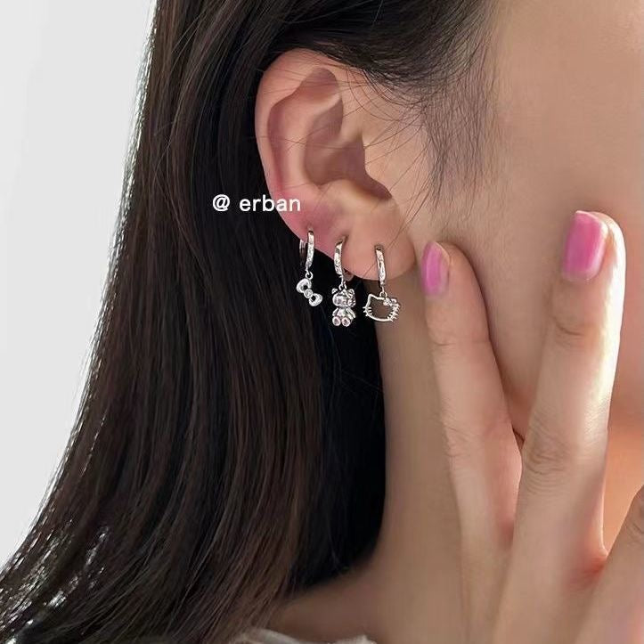 Hello kitty earring set