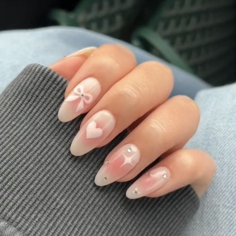 Bow nails