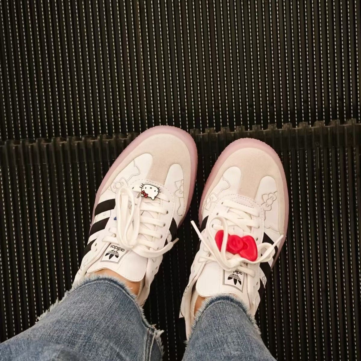 Samba Hello Kitty Shoes