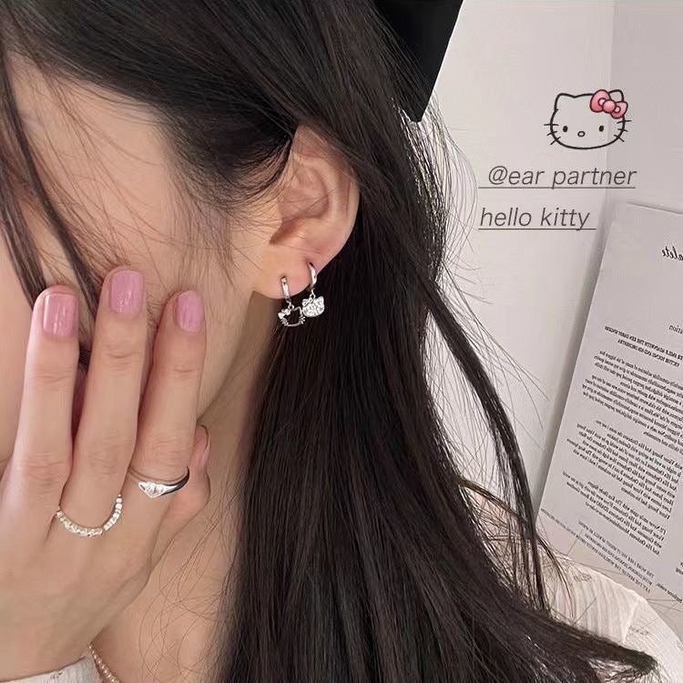 Hello kitty earring set