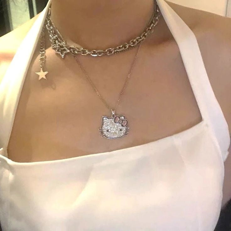 Hello kitty necklace