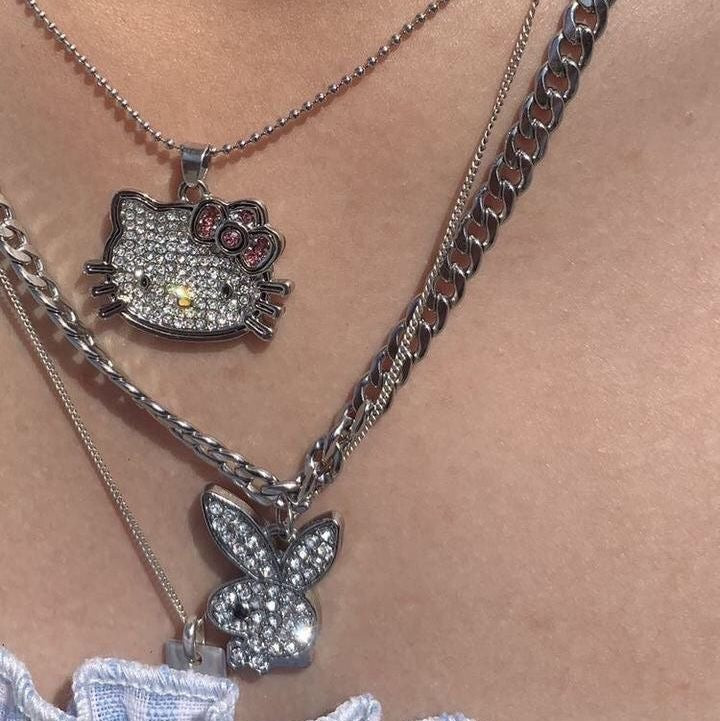 Hello kitty necklace