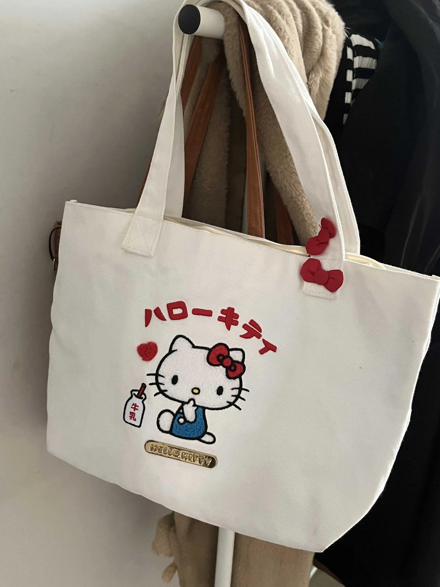 Hello kitty tote bag