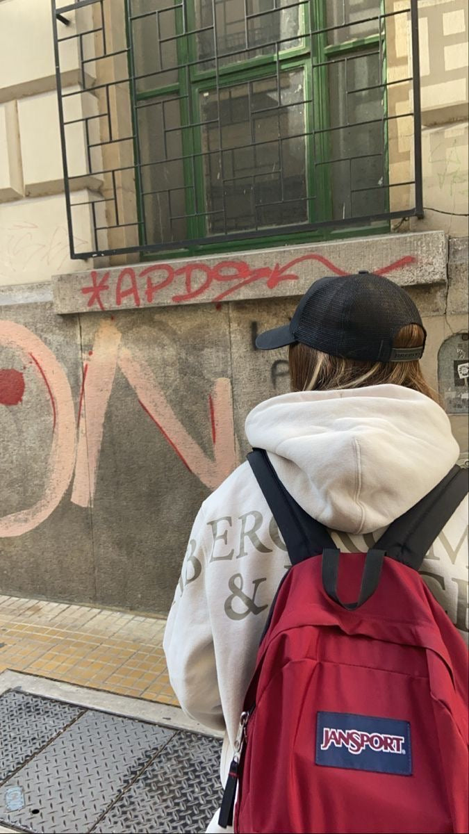 حقيبة jansport المدرسية