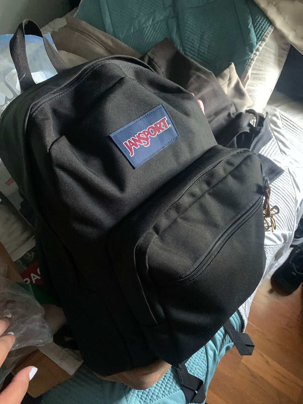 حقيبة jansport المدرسية