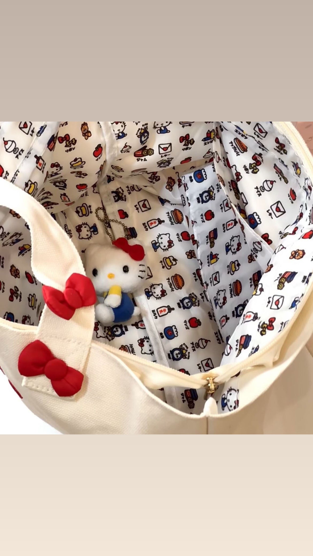 Hello kitty tote bag