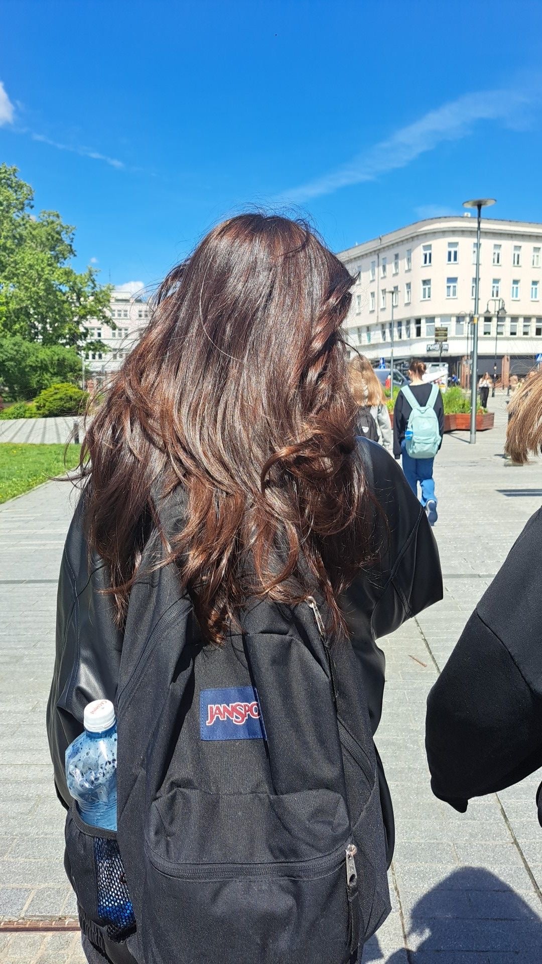 حقيبة jansport المدرسية