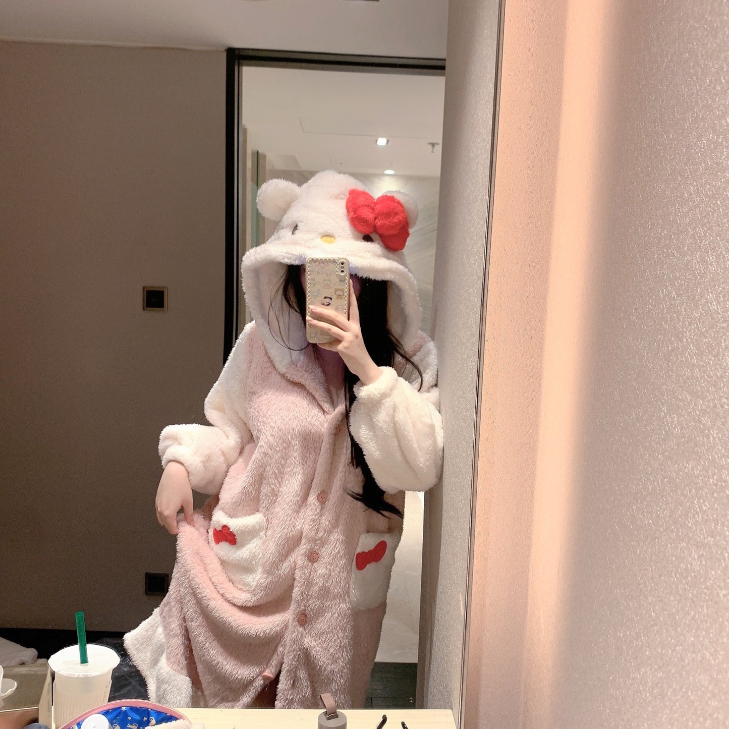 Hello kitty robe