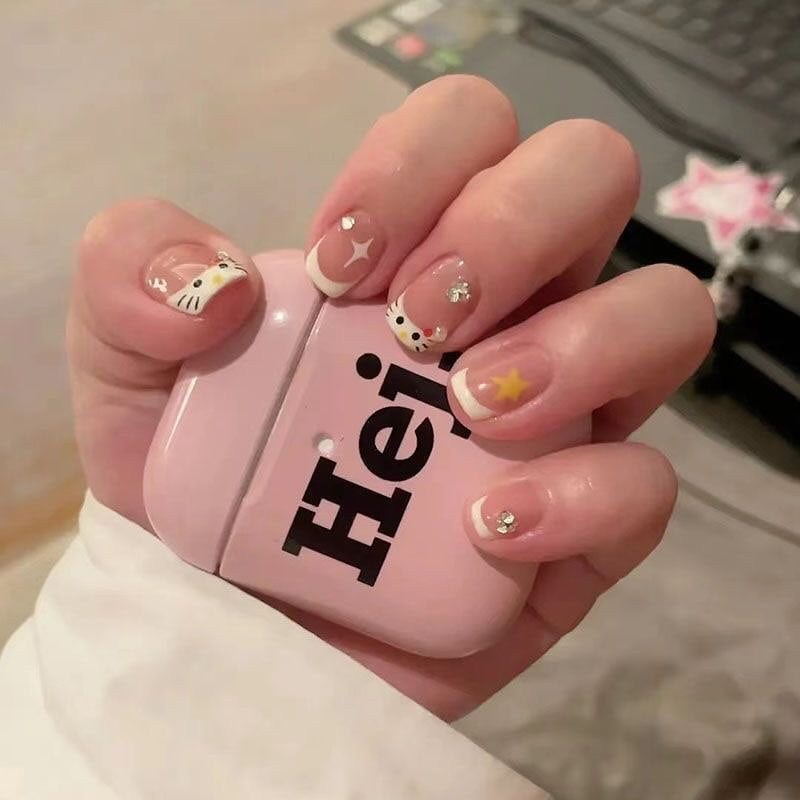 Hello kitty nails