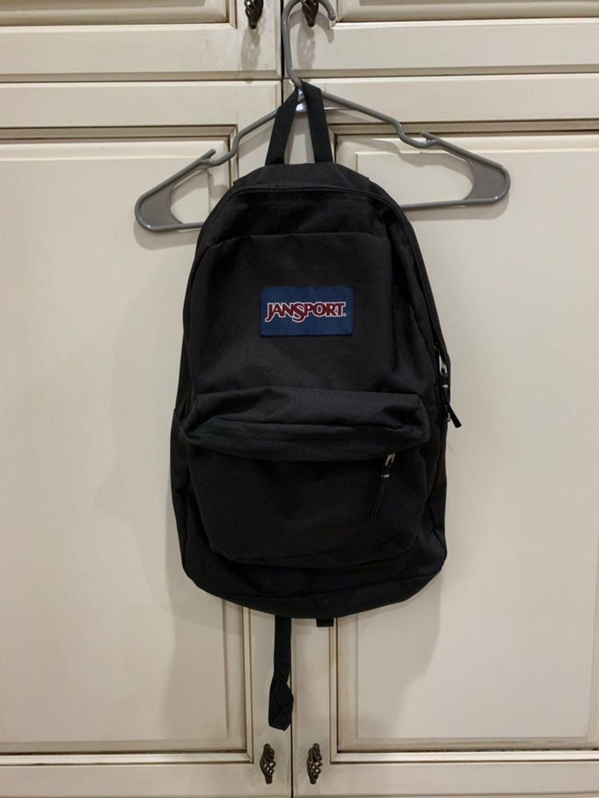 حقيبة jansport المدرسية