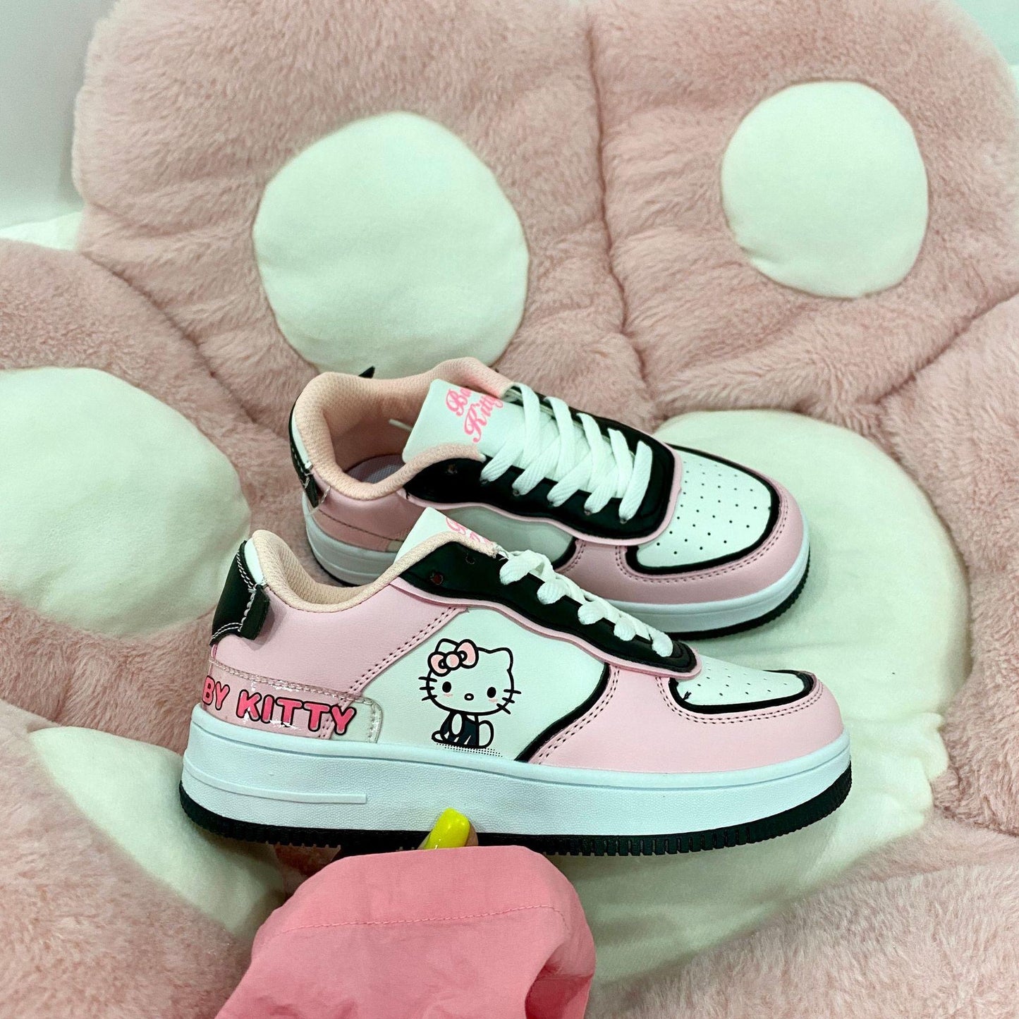 Hello kitty shoes