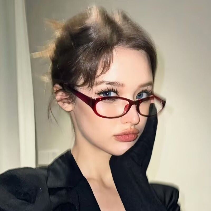 نظارة طبيه حمراء