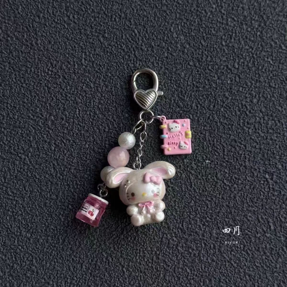 مدالية هيلو كيتي