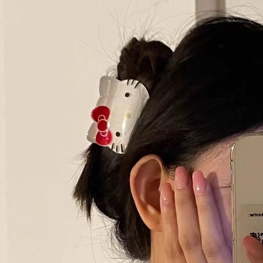 Hello kitty hair clip