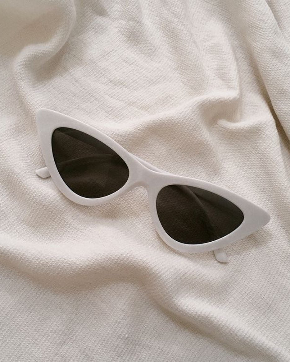 White eye cat sunglasses