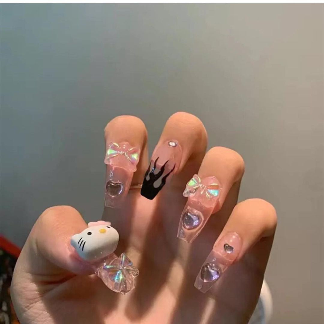 Hello kitty nails