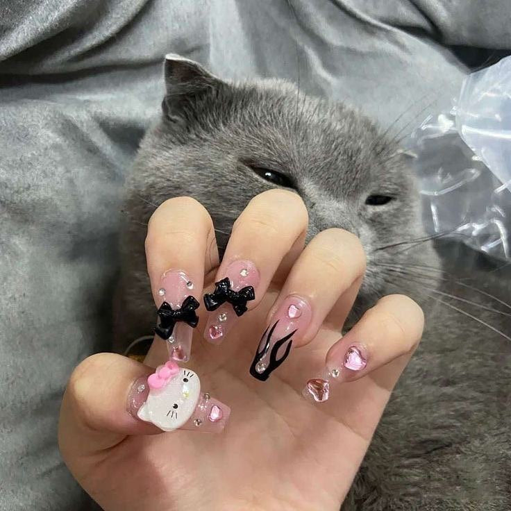 Hello kitty nails