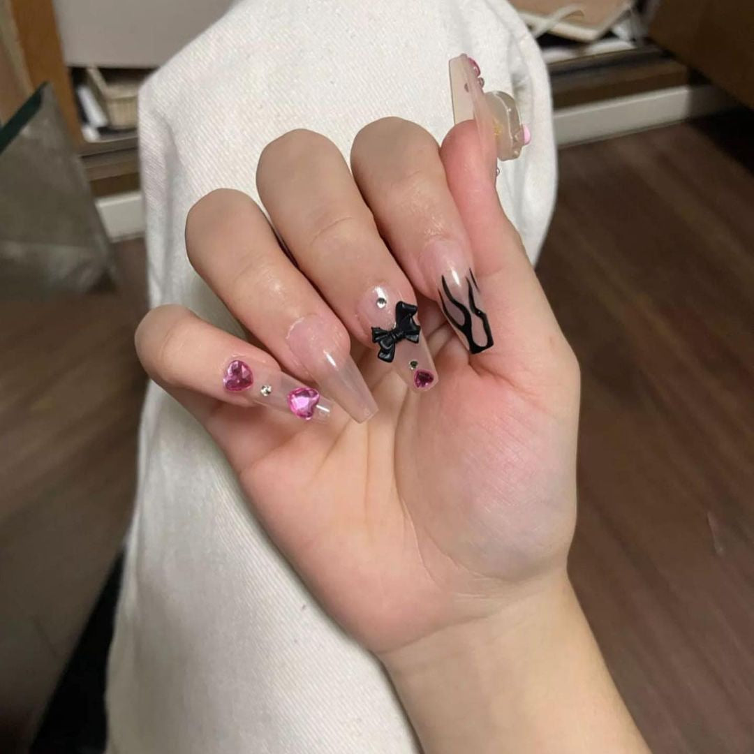 Hello kitty nails