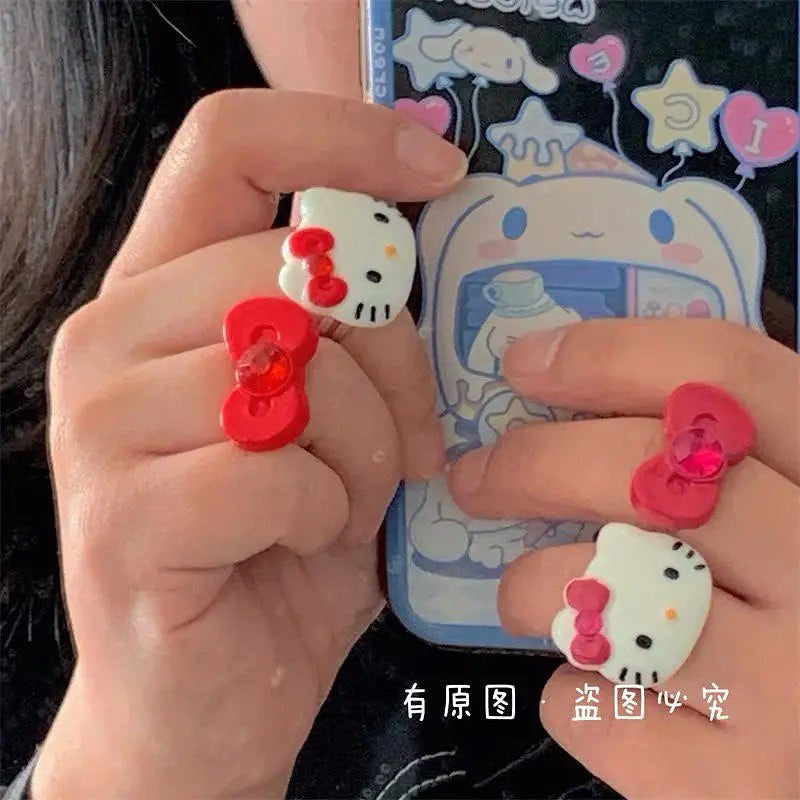 Hello kitty ring