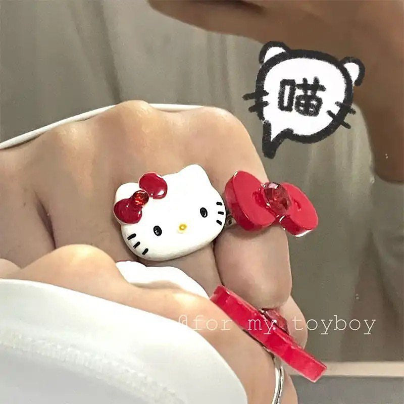 Hello kitty ring