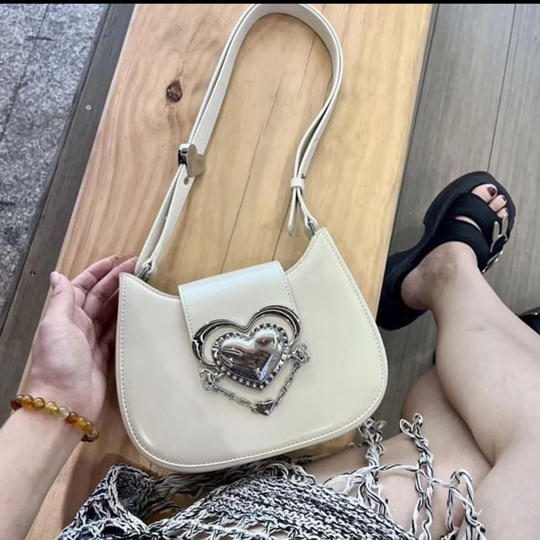 Heart white bag