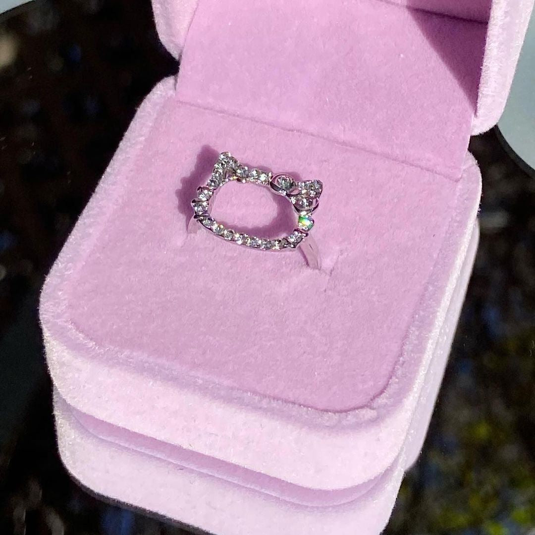 Hello kitty ring